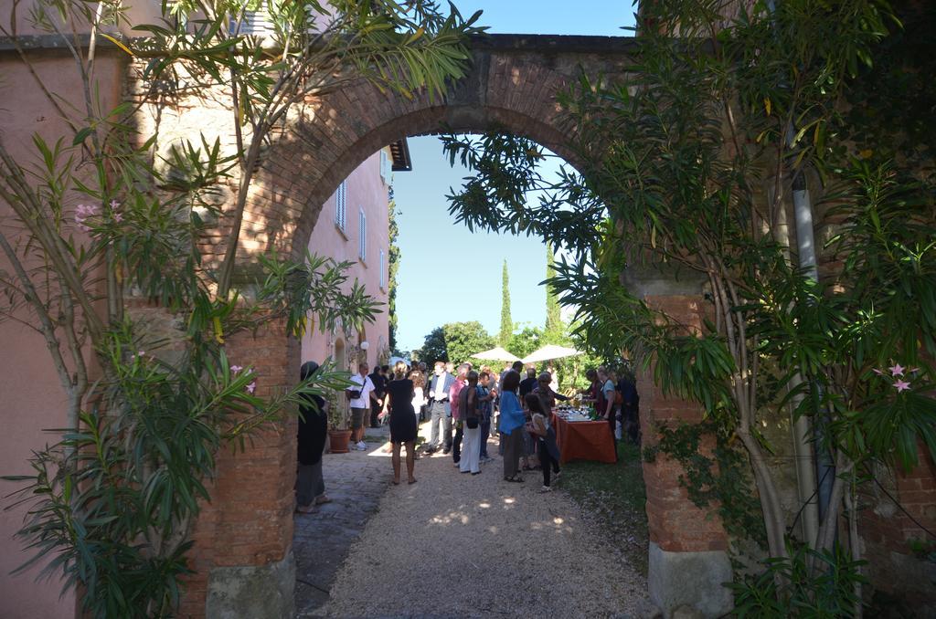 Villa Palagione Centro Interculturale Volterra Exterior photo